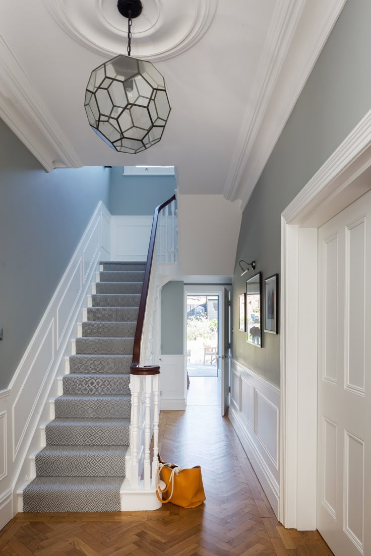 Decorating & Painting